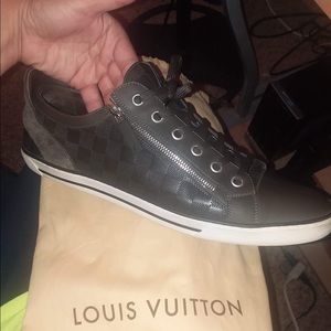 Authentic Mens Louis Vuitton lightly worn shoes